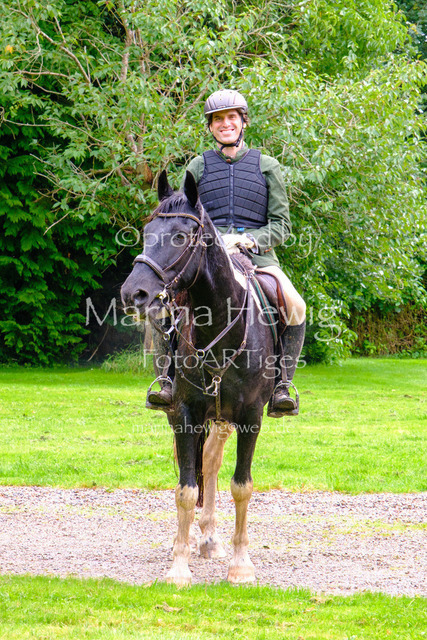 Jagd Perdoel 26 Fuji-9832_MarinaHewig | Fotografie, FotoArt, PferdesportArt, Pferdesportfotografie, Landschaftsfotografie, Reisefotografie, Reise, Pferde - Realisiert mit Pictrs.com