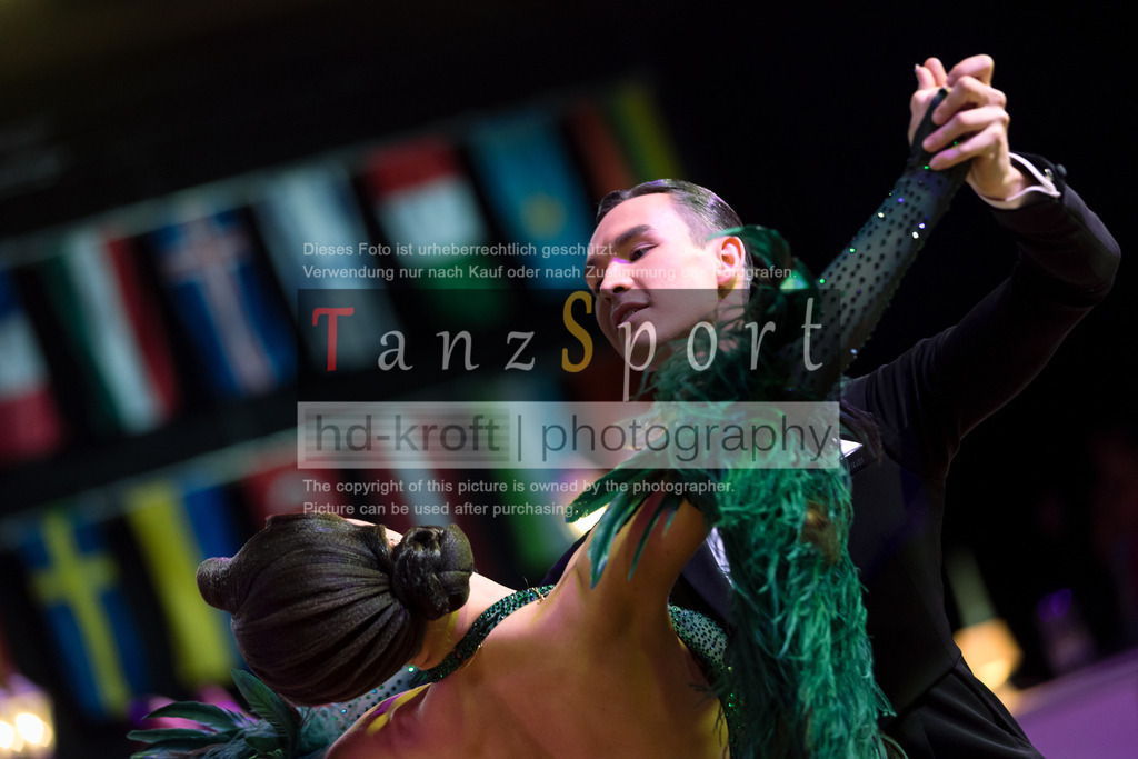 20241215_WDSF_Int_Open_Std-Riga-8810 | Tanzsportbilder, Standardtanz, Lateintanz, WDSF, DTV, LTVB, dancecomp, goc, hessen tanzt, blaues band der spree, walzer, tango, wiener walzer, slowfox, quickstepp, samba, rumba, cha-cha-cha, paso doble. jive, hd-kroft photography, turniertanzsport