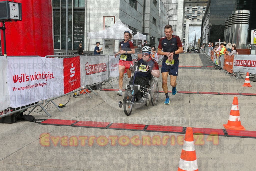 250920_1323_EX1_4312 | Sportfotografie im Rhein-Sieg Kreis, Köln, Bonn, NRW, Rheinland Pfalz, Hessen, etc. Unser Tätigkeitsfeld umfasst den Laufsport vom Volkslauf über den Marathon, Duathlon, Triathon bis zum Ultralauf wie Kölnpfad Ultra oder Schindertrail.