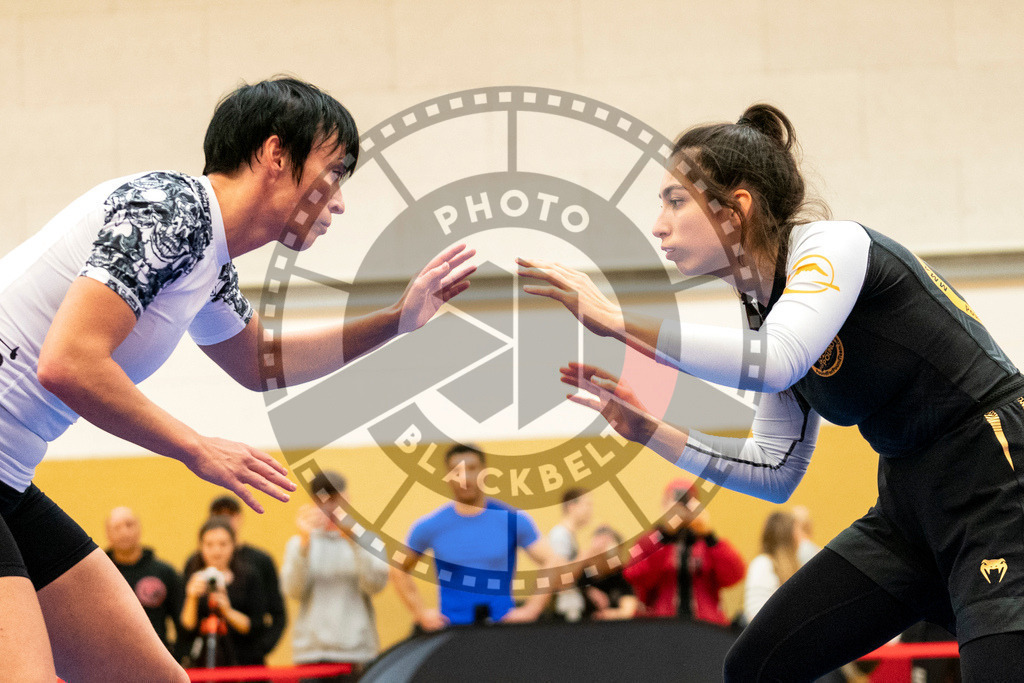 20231118PBB13818 | Fighters compete during the AJP Tour 600 Frankfurt Championship in Frankfurt/Main, Germany, on November 18, 2023.