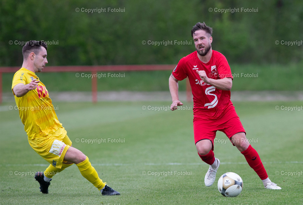 A_LUI_30042022_26 | SPORT,FUSSBALL,LT1 OOE LIGA ASKOE OEDT-DONAU LINZ 30.04..2022 IM BILD: SIMON ABRAHAM  (OEDT)  UND (DONAU)FOTO:FOTOLUI