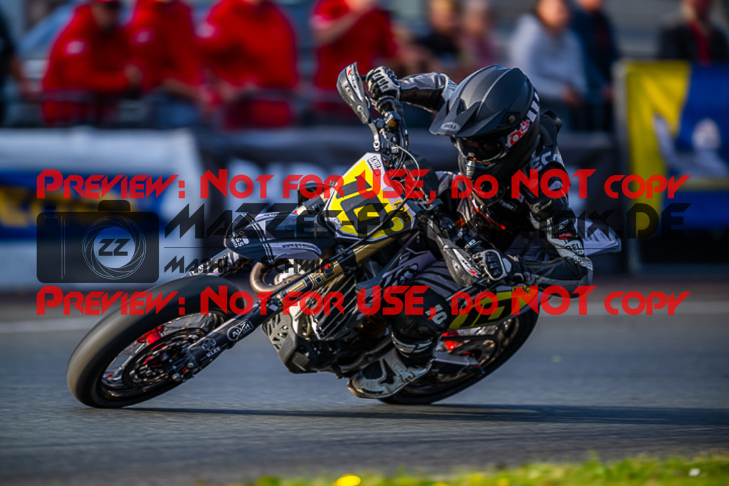 MaZZes_FotoMatrix_231001_7864 | S1