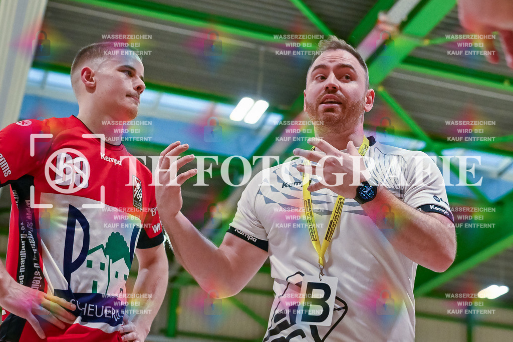 GER, SG Maulburg/Steinen - TuS Ringsheim, Handball, Landesliga Suedbaden, 22. Spieltag, Saison 2024/2025, 23.03.2025 | Ole Anton Holzkamp (SG Maulburg/Steinen, #69), Andre Leuchtmann (SG Maulburg/Steinen, #13)GER, SG Maulburg/Steinen - TuS Ringsheim, Handball, Landesliga Suedbaden, 22. Spieltag, Saison 2024/2025, 23.03.2025Foto: TH Fotografie/Thomas Hess