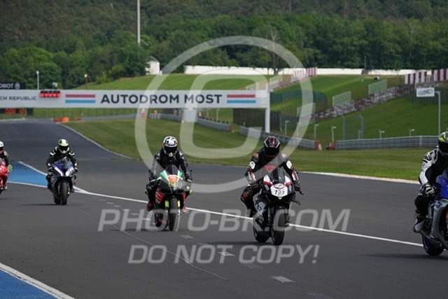 2024_05_26_PBK_33831 | Sportfotografie; SlowMotion; Video; Rennstrecke; Hafeneger; Speer; Racing; RSE; BMW; CBO; Trackday; Motorsportarena; Hockenheimring; Brno; Most; Barcelona; Valencia