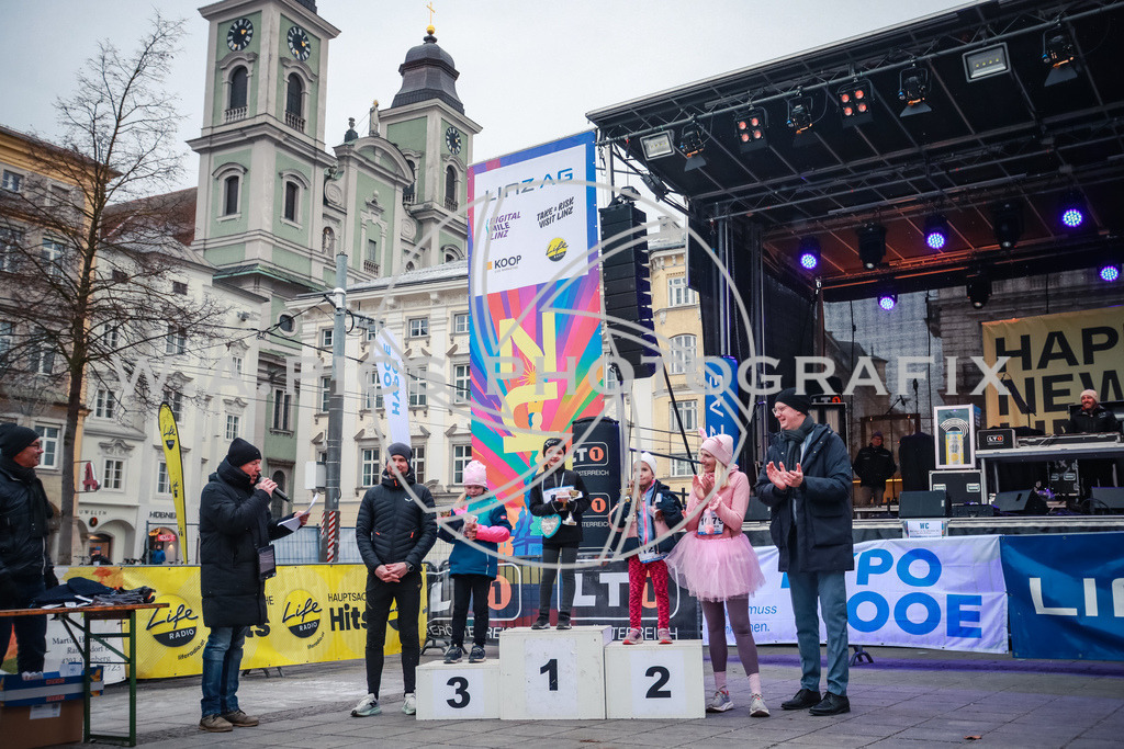SILVESTERLAUF LINZ 25 | Linz, AUSTRIA, 31. Dezember 25, TRIRUN SILVESTERLAUF LINZ 25 , Image shows: 
Photo: WAPICS / BINDER Manuel