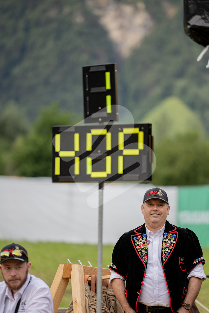 UKSF2026_1G_00005 | Die Schwinger des Schwyzer Kantonalen Schwingerverbandes: Fotos, die Dynamik und Leidenschaft festhalten, sowie emotionale Momente aus dem traditionellen Schwingsport zeigen. - Realisiert mit Pictrs.com