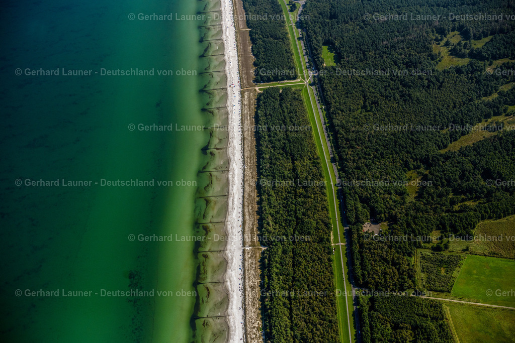4061825 | Nationalpark Vorpommersche Boddenlandschaft, PREROW 08.09.2021 Küsten- Landschaft am Sandstrand der Ostsee in Prerow im Bundesland , Deutschland. // Coastline on the sandy beach of Baltic Sea in Prerow in the state , Germany. Foto: Gerhard Launer