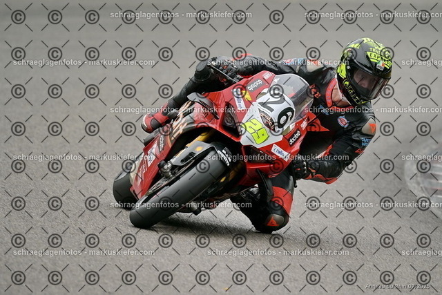 25bt05-0780 | markuskiefer.com - Realisiert mit Pictrs.com
