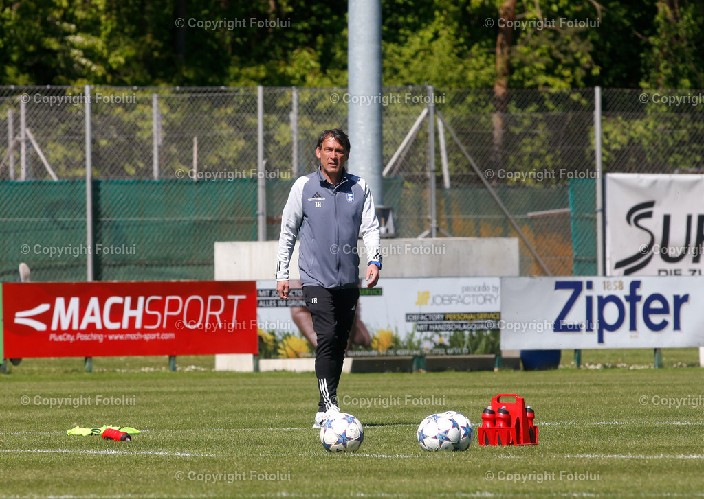 A_LUI_27042024_44 | SPORT,FUSSBALL,LT1 OOE LIGA ASKOE OEDT-UNION EDELWEISS LINZ 27.04.2024 IM BILD: TRAINER STEFAN KURANDA (EDELWEISS) FOTO:FOTOLUI