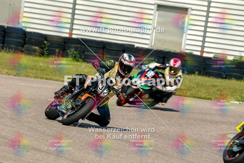 Chambley Juli-0399 | Hier findet Ihr Bilder von Touristenfahrten auf der Nürburgring Nordschleife oder von anderen Veranstaltungen die ich besucht habe. Viel Spass beim Durch Schauen 