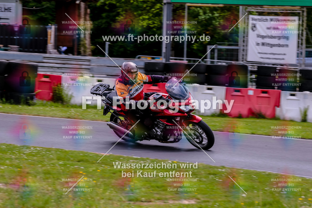 MotoTeamVBK-20992 | Hier findet Ihr Bilder von Touristenfahrten auf der Nürburgring Nordschleife oder von anderen Veranstaltungen die ich besucht habe. Viel Spass beim Durch Schauen 