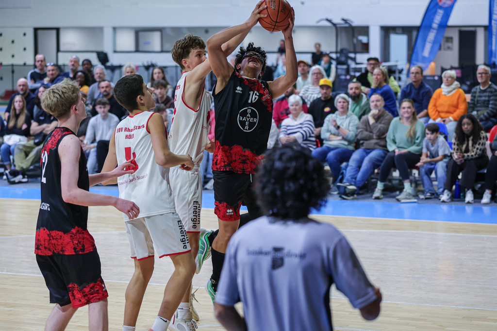 JBBL BAYER GIANTS @ BBV Rheinstars Köln-93 | Fotos von Basketballspielen aus dem Raum NRW fotografiert von Gero Mueller-Laschet und Daniel Schaefer - Realisiert mit Pictrs.com