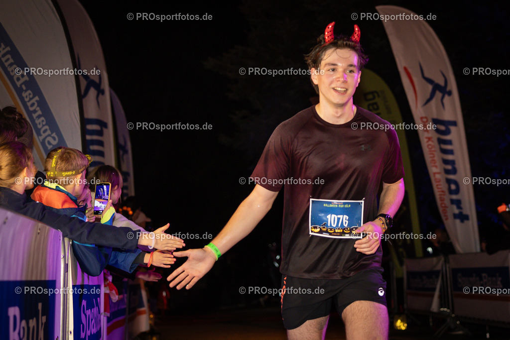 Halloween Run 2024 in Koeln, 31.10.2024 | Impressionen vom Halloween Run 2024 am 31.10.2024 in Koeln (Forstbotanischer Garten Rodenkirchen). Foto: BEAUTIFUL SPORTS/Axel Kohring