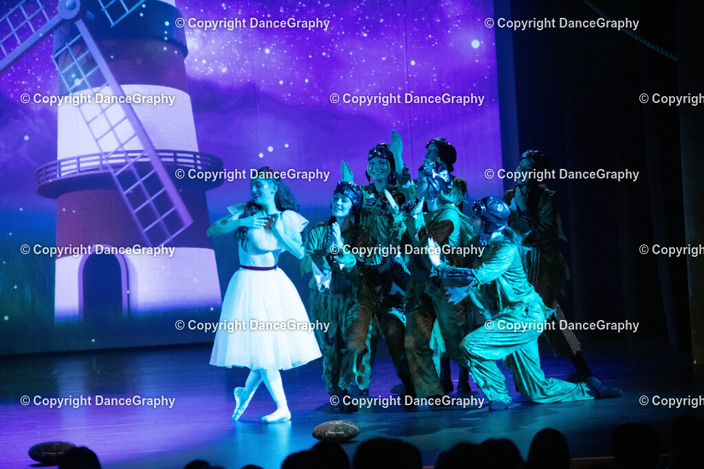 GPHY1856 | DanceGraphy - Realisiert mit Pictrs.com