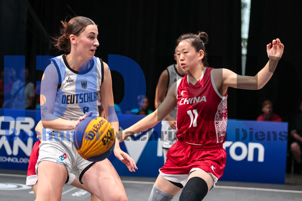 SES_RRG3x320250720-201 | bond - Realisiert mit Pictrs.com