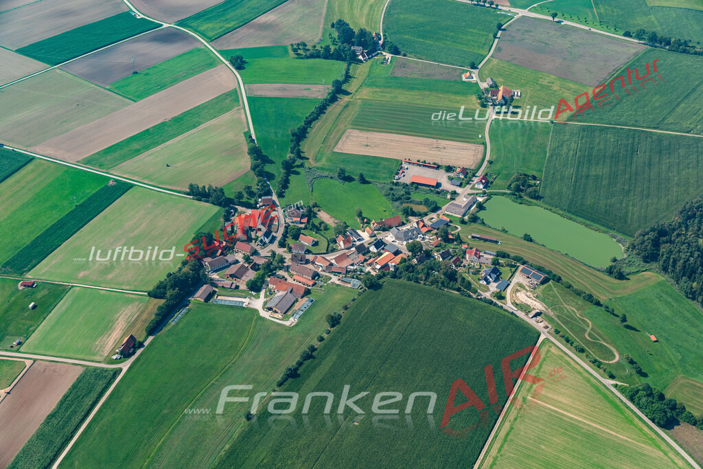 aktuelles Luftbild von Hellenbach   - Luftaufnahme wurde 2019 von https://frankenair.de mittels Flugzeug (keine Drohne) erstellt.