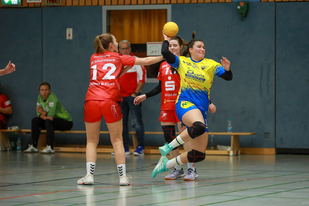 SVN_SvSchermbeck_051024_084 | Bildergalerie von Sport-Ereignissen aber auch von weiteren spannenden Dingen - nicht nur vom Niederrhein. In Anlehnung an den bekannten Spruch von Hanns Dieter Hüsch heißt das Motto: "Niederrhein ist überall".  - Realisiert mit Pictrs.com