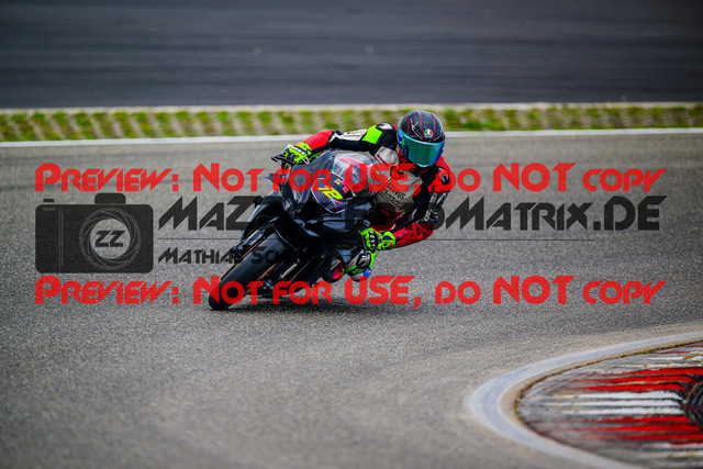 MaZZes_FotoMatrix_240910_6007705_5971 | ROT