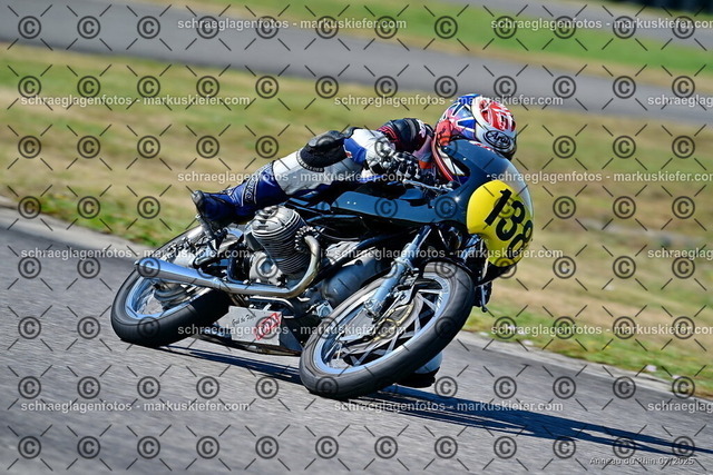 25bc03-0142 | markuskiefer.com - Realisiert mit Pictrs.com