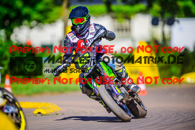 MaZZes_FotoMatrix_240816_6007705_2-100 | UE40