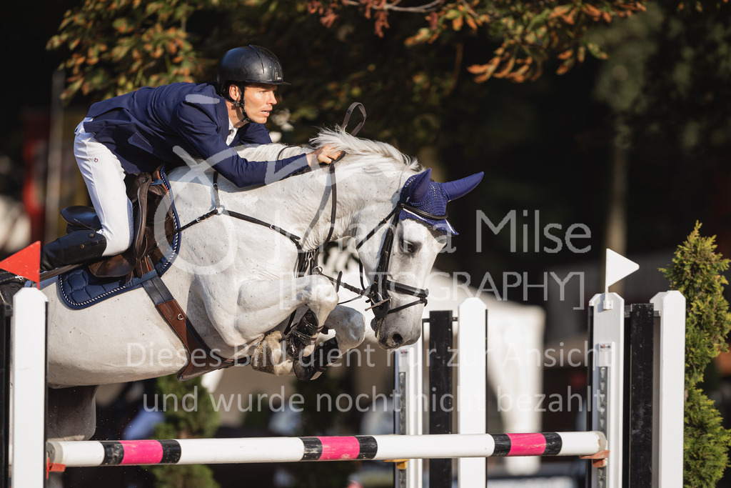 230910_OWLCh_Youngster7y-718 | Deine schönsten Turniermomente als professionelle Fotos! Entdecke hochwertige Pferdesport-Fotografie im Online-Shop. Jetzt Fotos finden & bestellen!
