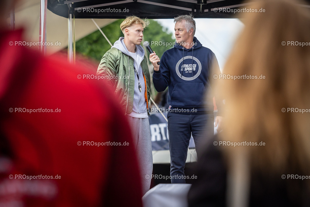 22. ASV Nachtlauf; Koeln, 28.05.25 | Impressionen vom 22. ASV Nachtlauf am 28.05.25 am Tanzbrunnen in Koeln. Foto: BEAUTIFUL SPORTS/Leah Kohring