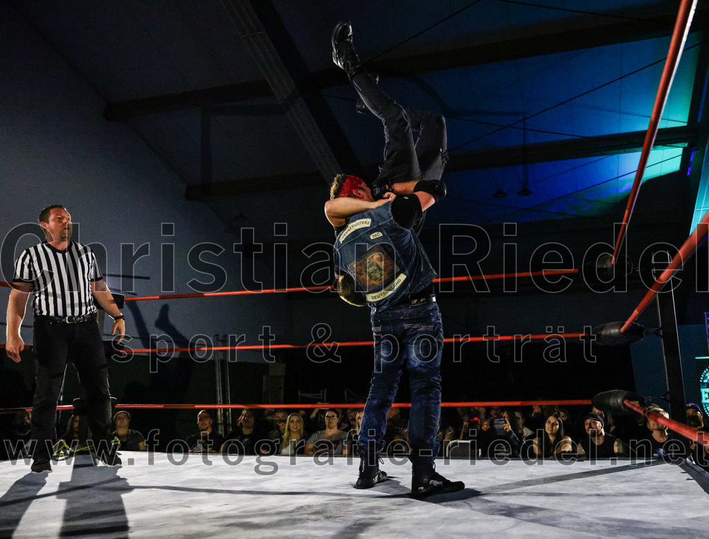 2022-06-05_204_EWS_Wrestling_ERDING | Erding, Deutschland, 05.06.2022:
Wrestling, Saison 2022, EWS Wrestling ERDING

Foto: Christian Riedel / fotografie-riedel.net