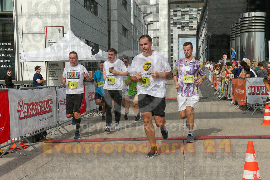250920_1331_EX1_5199 | Sportfotografie im Rhein-Sieg Kreis, Köln, Bonn, NRW, Rheinland Pfalz, Hessen, etc. Unser Tätigkeitsfeld umfasst den Laufsport vom Volkslauf über den Marathon, Duathlon, Triathon bis zum Ultralauf wie Kölnpfad Ultra oder Schindertrail.