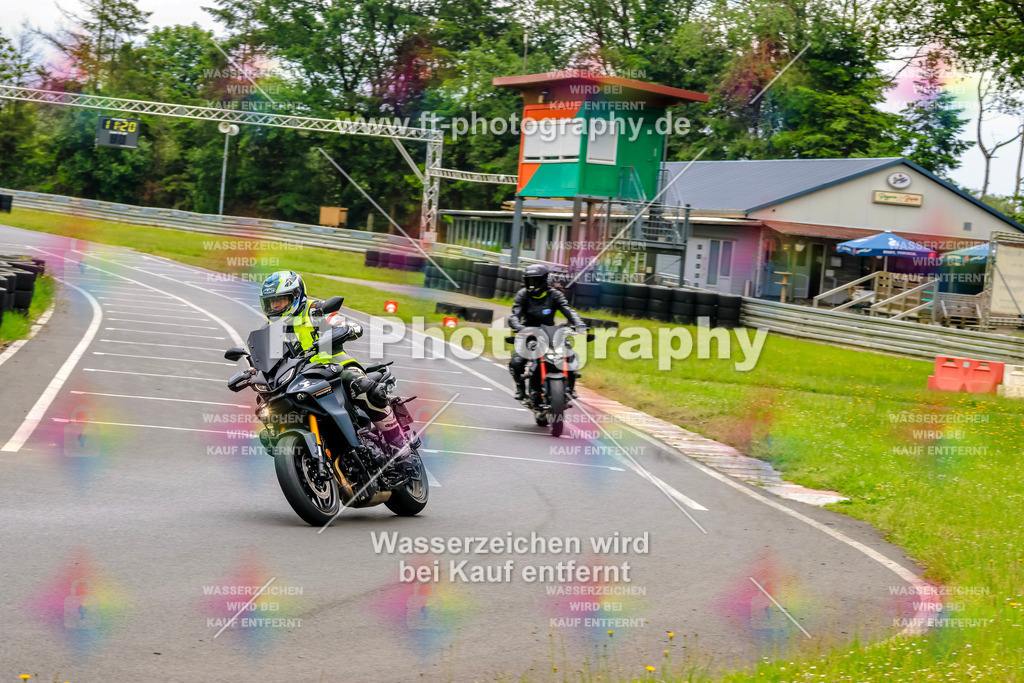 VBK-7863 | Hier findet Ihr Bilder von Touristenfahrten auf der Nürburgring Nordschleife oder von anderen Veranstaltungen die ich besucht habe. Viel Spass beim Durch Schauen 