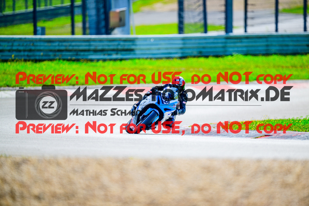 MaZZes_FotoMatrix_240911_6007705_8141 | WEISS