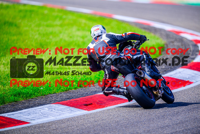 MaZZes_FotoMatrix_240519_6007705_0642 | Fotograf Mathias Schmid
Sportfotograf,
Eventfotograf,
Hochzeitsfotograf,
Portraitfotograf