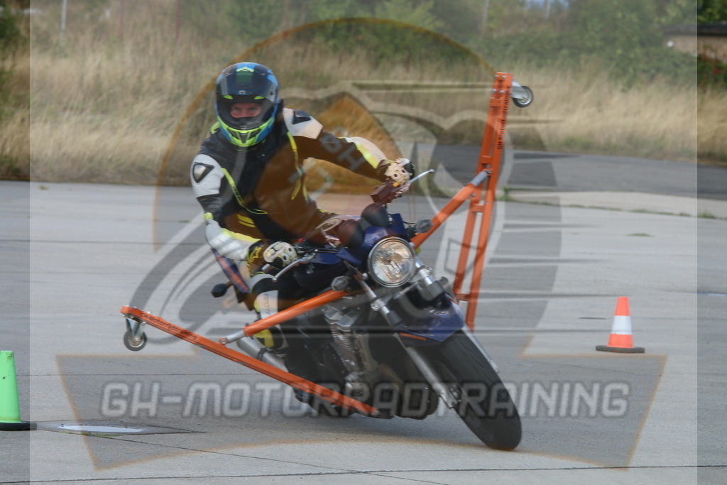 IMG_3446 | gh-motorradtraining-foto.de - Realisiert mit Pictrs.com