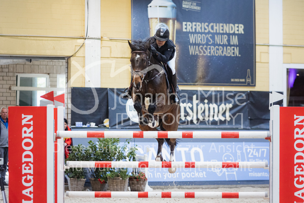 221023_Warstein_GroßerPreis-515 | Deine schönsten Turniermomente als professionelle Fotos! Entdecke hochwertige Pferdesport-Fotografie im Online-Shop. Jetzt Fotos finden & bestellen!