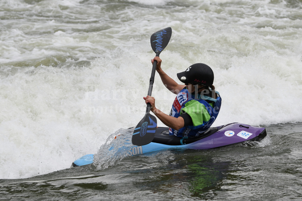 ICF CANOE FREESTYLE WORLD CUP 1 / PLATTLING | 2024 ICF CANOE FREESTYLE WORLD CUP 1 / PLATTLINGWomen's Kayak Surface FinalZofia TULA (Poland) #156 - Realisiert mit Pictrs.com