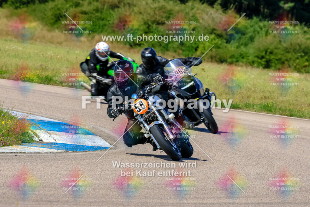 056-3450 | Hier findet Ihr Bilder von Touristenfahrten auf der Nürburgring Nordschleife oder von anderen Veranstaltungen die ich besucht habe. Viel Spass beim Durch Schauen 