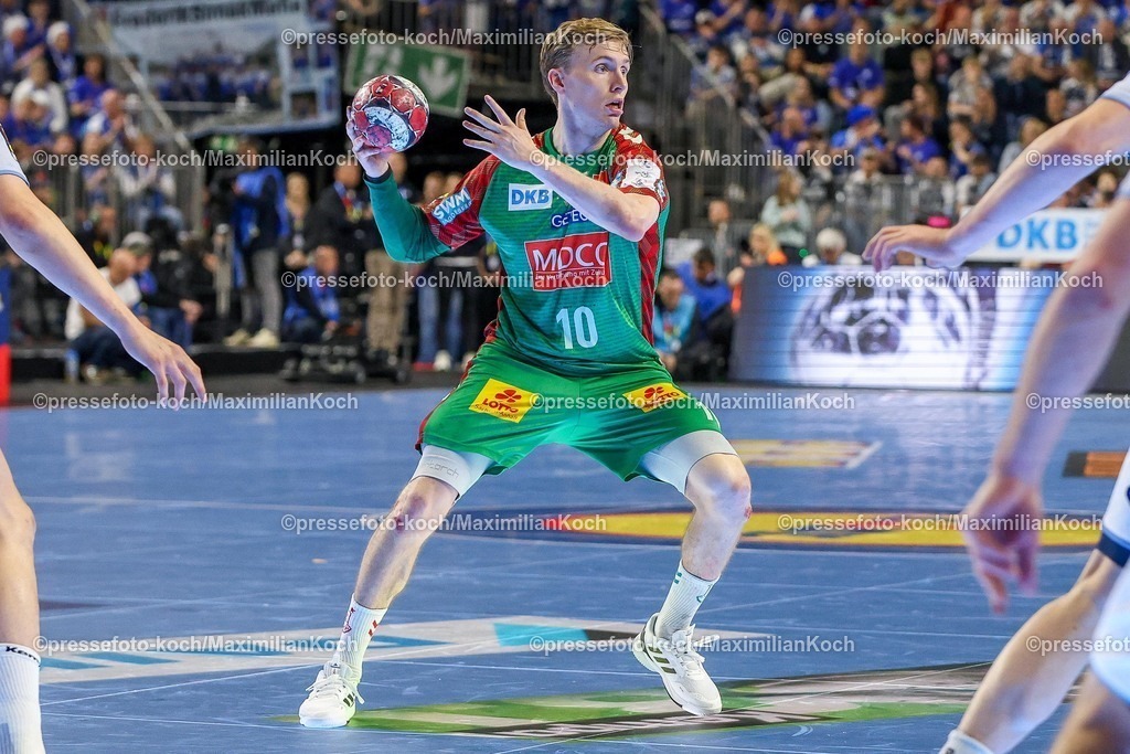 xSSCx19042601034 | 19.04.2026, xsscx, Handball, DHB-Pokal Lidl Final4, Spiel um Platz 3, TBV Lemgo-Lippe - SC Magdeburg, Saison 2025 / 2026 Herren, Lanxess Arena, Köln: Gisli Kristjansson (SC Magdeburg #10) Photo: xSandraxScherningxPressefotoKochx