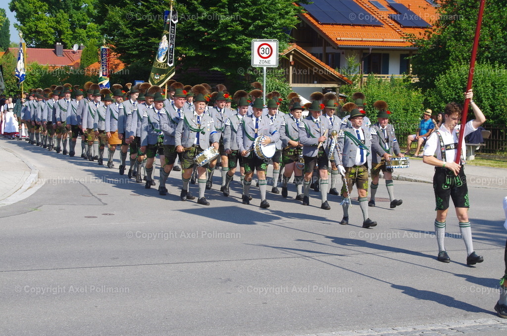 IMGP3123 | fotografiert von Axel PollmannLeonhardi Wallfahrt Benediktbeuern und Murnau, Fronleichnam, Fasching, Landschaft im Loisachtal und Benediktbeuern  - Realisiert mit Pictrs.com
