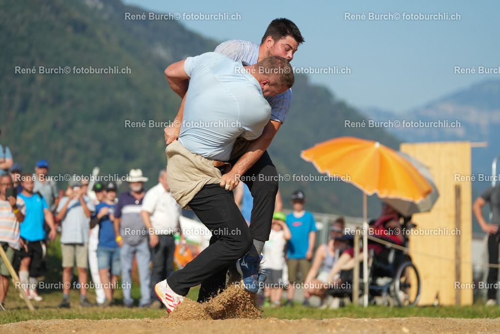 Reichmuth Pirmin-Müllestein Mike | René Burch leidenschaftlicher Fotograf aus Kerns in Obwalden.  Hier finden sie Sport, Landschaft und Natur Fotografie.
 - Realisiert mit Pictrs.com