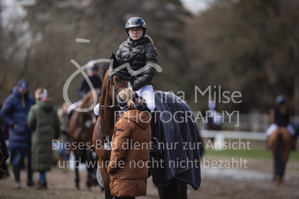 230402_MünsterHandorf_Teamspringen-552 | Deine schönsten Turniermomente als professionelle Fotos! Entdecke hochwertige Pferdesport-Fotografie im Online-Shop. Jetzt Fotos finden & bestellen!