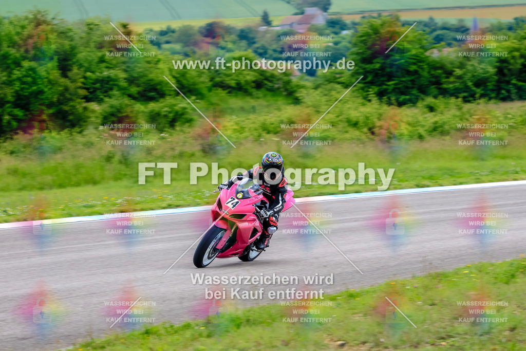 MotoTeam-3365 | Hier findet Ihr Bilder von Touristenfahrten auf der Nürburgring Nordschleife oder von anderen Veranstaltungen die ich besucht habe. Viel Spass beim Durch Schauen 