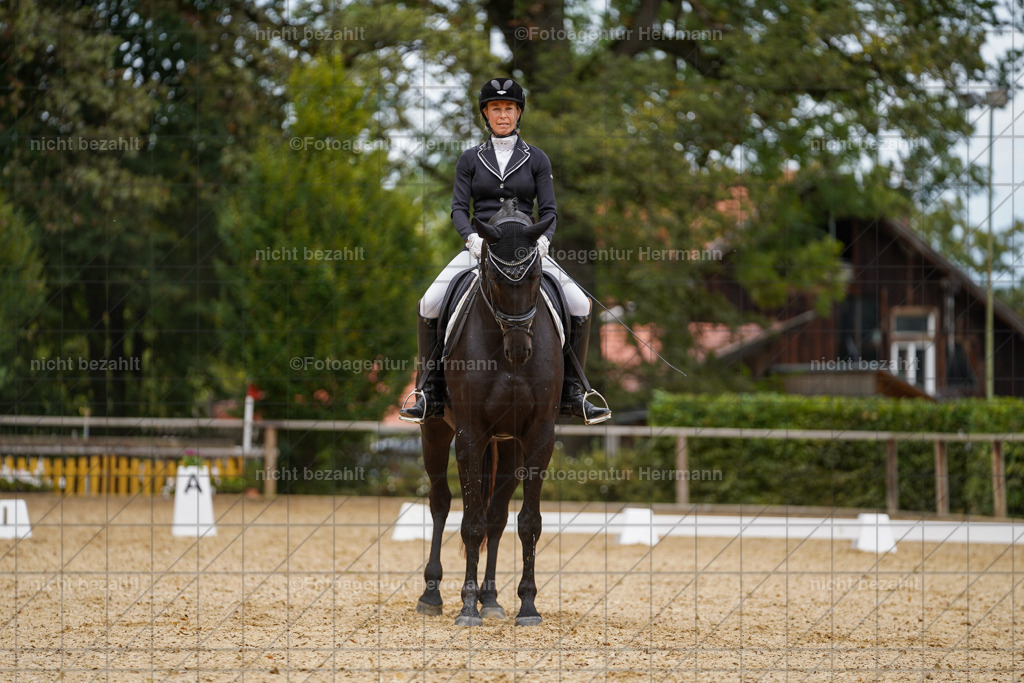 20231007-SN_00447 | Diessen am Ammersee, 2023, Dressur- und Springturnier, Reitsport, Turnierfotografie, Pferdebilder, Reitbilder, Turnierfotografen Bayern, Fotoagentur Herrmann