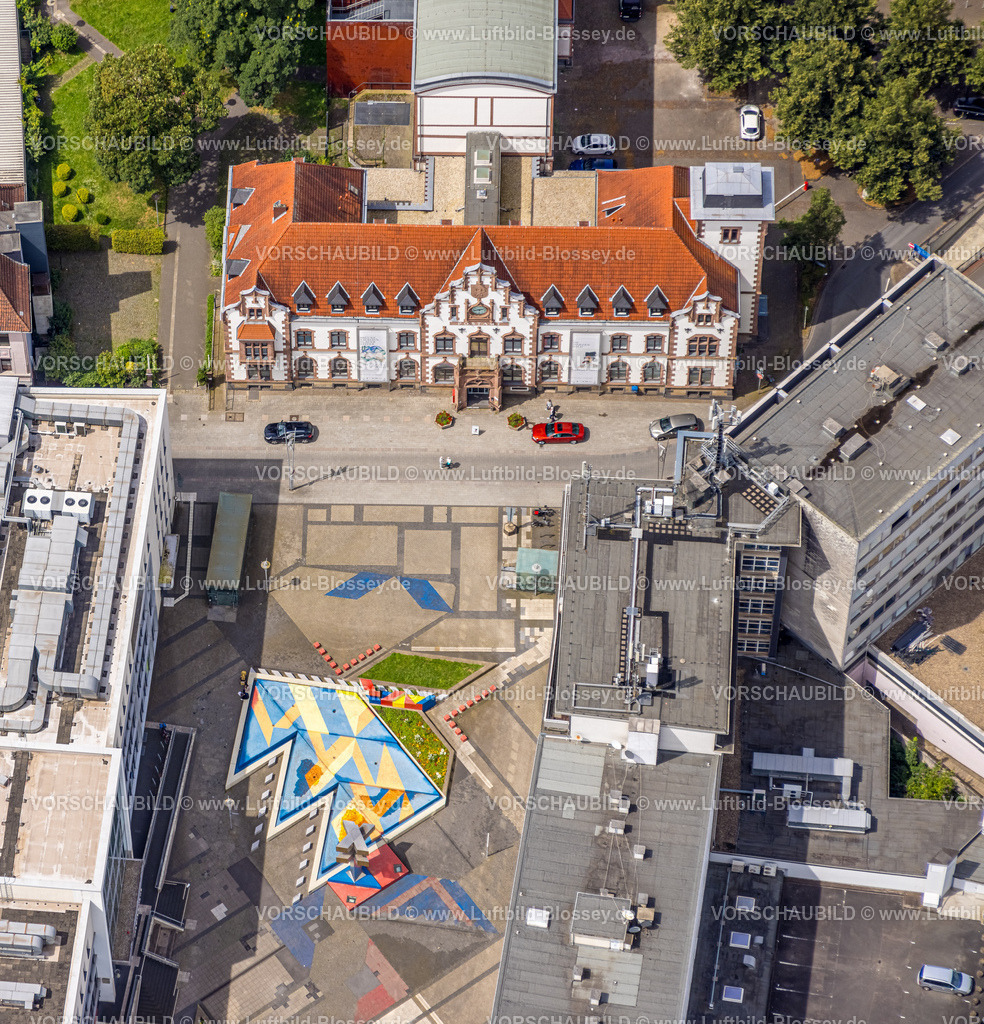 Muelheim240703175 | Luftbild, Kunstmuseum und Graffiti Bemalung auf dem Synagogenplatz, Altstadt I, Mülheim an der Ruhr, Ruhrgebiet, Nordrhein-Westfalen, Deutschland