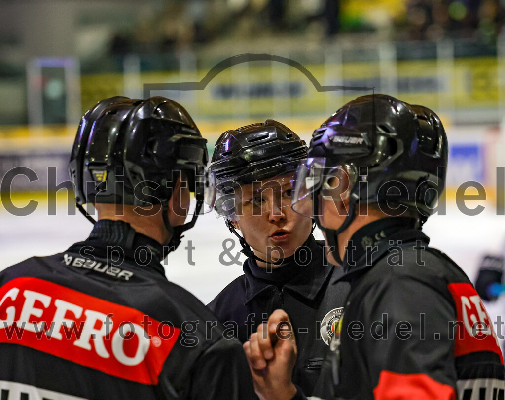 2026-01-02_010_TSV_Erding_gegen_Hoechstadt_Alligators | Erding, Deutschland, 02.01.2026:Eishockey, Oberliga Süd 2025 / 2026, 33. Spieltag, TSV Erding gegen Höchstadt Alligators, Endergebnis: 2:1Foto: Christian Riedel / fotografie-riedel.net