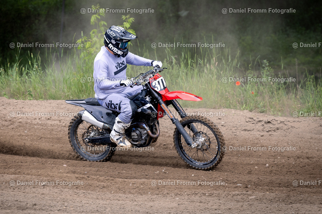 0V8A7517 | DanielFrommFotografie - Realisiert mit Pictrs.com