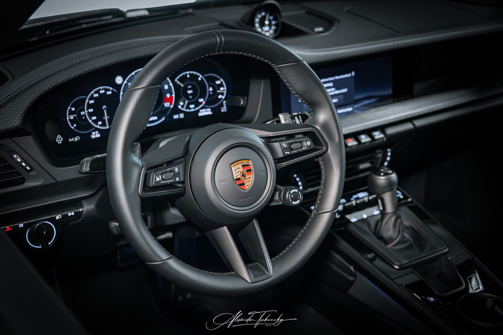 911 GT3 Touring Arlogrünmetallic | Entdecken Sie die faszinierende Welt von Alexander Tschuncky Arts: Kreative Fotografie, atemberaubende Automobilkunst und hochwertiger Bilderdruck. Lassen Sie sich inspirieren! - Realisiert mit Pictrs.com