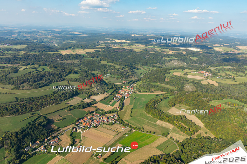 Die Luftbildaufnahme Weichenwasserlos -  wurde 2020 mittels Flugzeug (keine Drohne) erstellt. Perfekte Schärfe und Druck- Ergebnisse- Garantiert!
