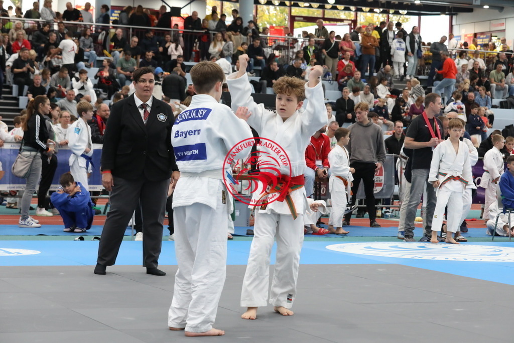 1J7A1933 | Fotos vom Adler Cup - Pictures from Adler Cup

Hier findet Ihr alle Eindrücke und großen Momente der Adler Cup Wochenenden. Here you will find all impressions and great moments of the Adler Cup weekends. - Realisiert mit Pictrs.com