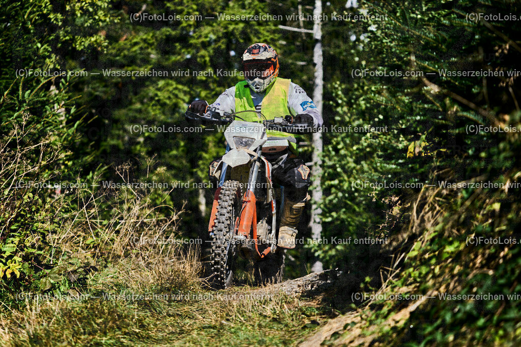 ALP7511_XXIX_GRANITBEISSER_Small-Schlussmotorrad | (C)FotoLois.com, Alois Spandl, 29. GRANITBEISSER - Mountainbike-Marathon in St. Georgen am Walde, SMALL 16 km, Sa 2. September 2023.