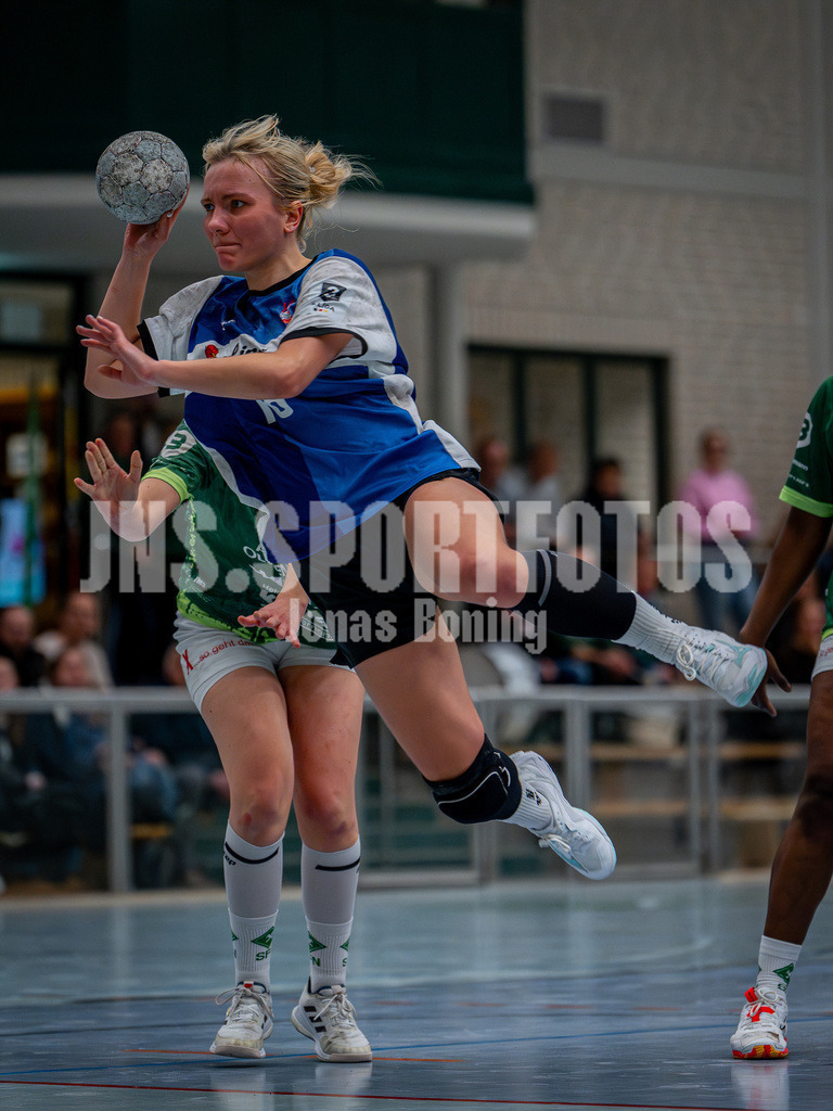 Handball I Frauen I Saison 2025-2026 I 3. Liga Staffel Nord I 10. Spieltag I SC SFN Vechta - HSG Blomberg-Lippe II I 0425 | Ruslana Litvinov (18, HSG Blomberg-Lippe II) - Realisiert mit Pictrs.com