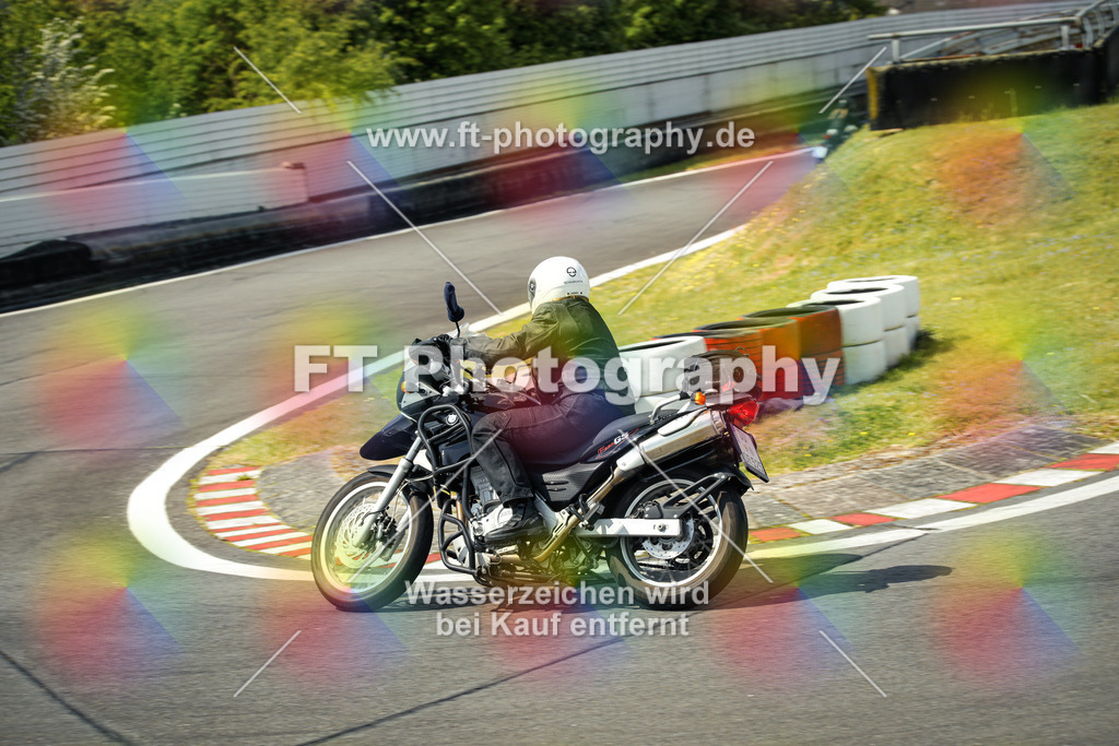 OBK_Mai_Martina_Markus-10841 | Hier findet Ihr Bilder von Touristenfahrten auf der Nürburgring Nordschleife oder von anderen Veranstaltungen die ich besucht habe. Viel Spass beim Durch Schauen 